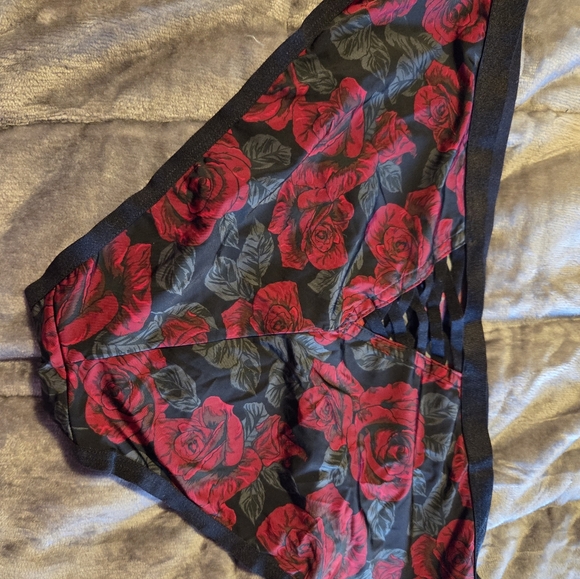 3 Pair Of Size 0 Torrid Underwear Never Worn - Picture 3 of 10